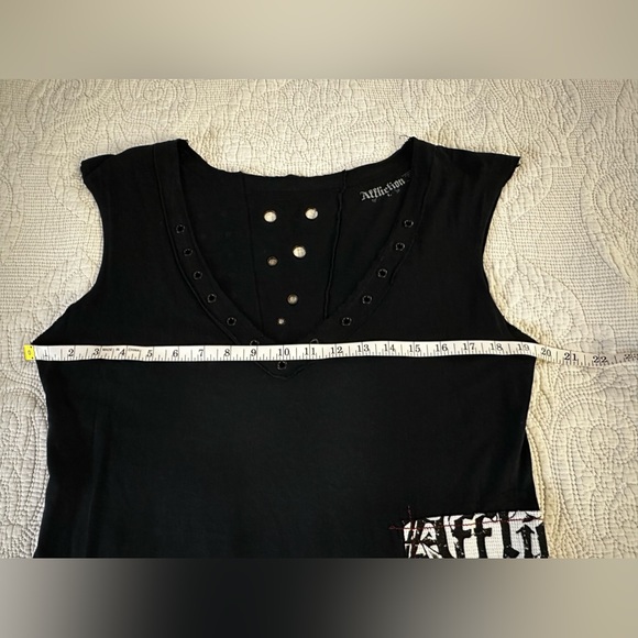 Affliction black tunic with studs and grommets size L - Picture 6 of 9
